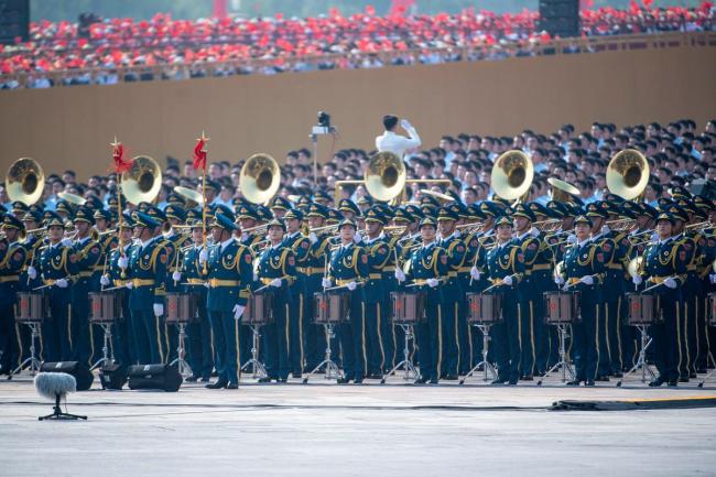 韩国学生被中国阅兵震撼 文化输出的视觉震撼
